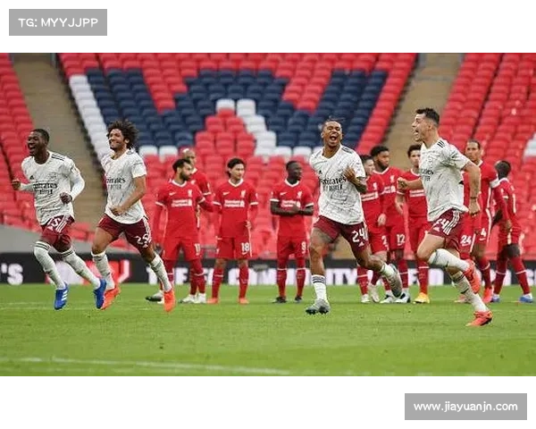 利物浦主场迎战阿森纳巅峰对决赛程时间与焦点全面解析 利物浦主场迎战阿森纳巅峰对决赛程时间与焦点全面解析