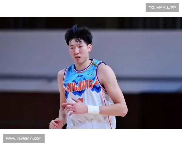 周琦加盟新疆篮球队的历程与关键时间节点回顾 周琦加盟新疆篮球队的历程与关键时间节点回顾